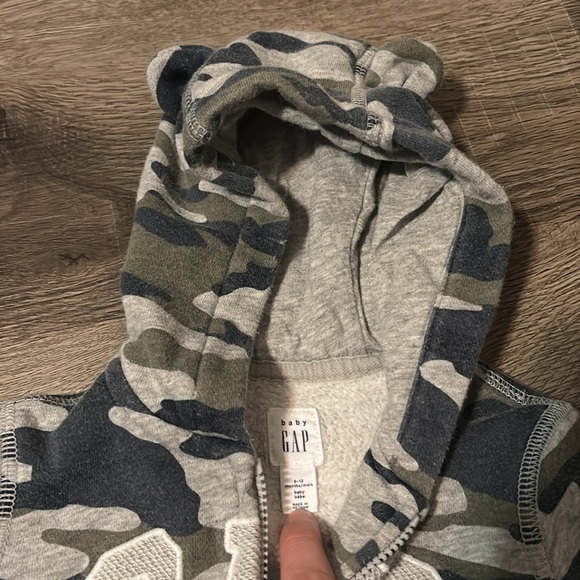 3/15 Baby GAP zip up hoodie size 6-12 Months - Picture 2 of 6